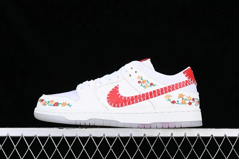 All categories Nk SB Dunk series Nk SB Dunk Low low-top sneakers Nk SB Dunk Low "N7" floral embroidery SB low-top casual sneakers FD6951-700